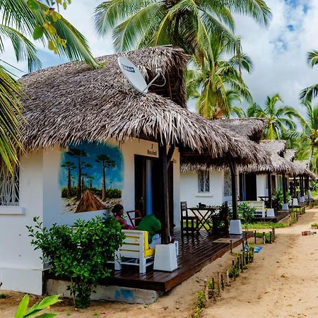 Long Beach Resort, Нуси-Бе Экстерьер фото
