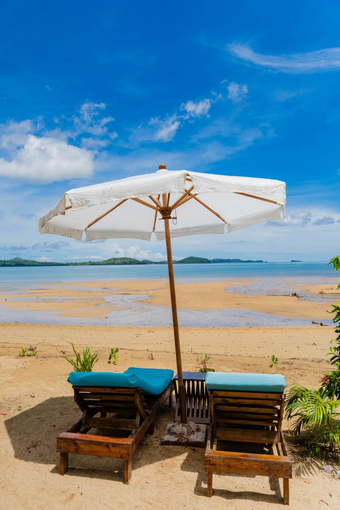 Long Beach Resort, Нуси-Бе Экстерьер фото