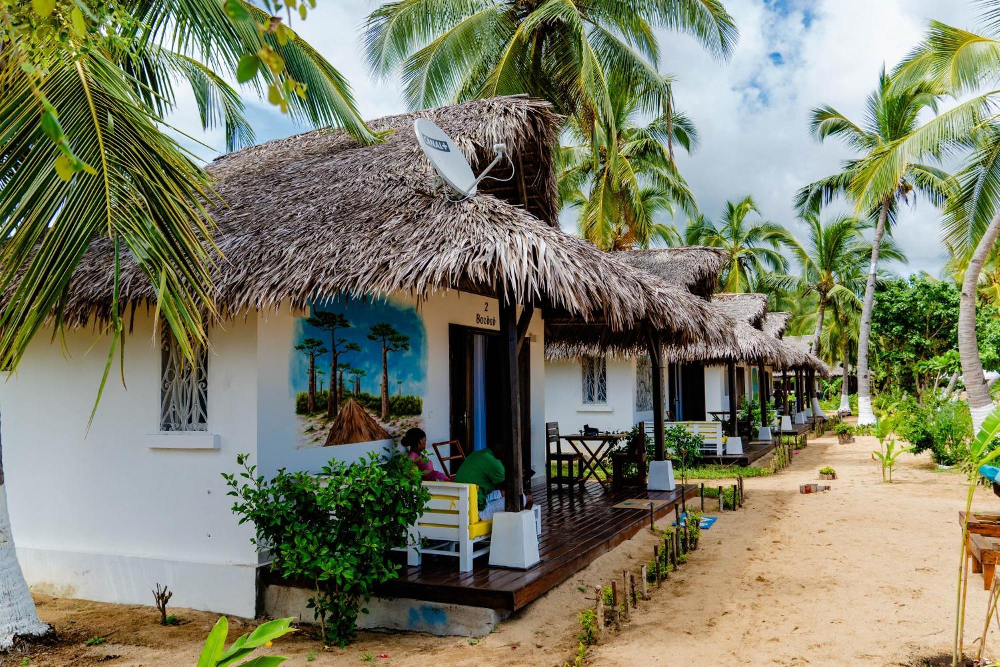 Long Beach Resort, Нуси-Бе Экстерьер фото